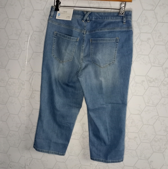 Christopher & Banks stonewash everyday denim crop - Picture 8 of 13